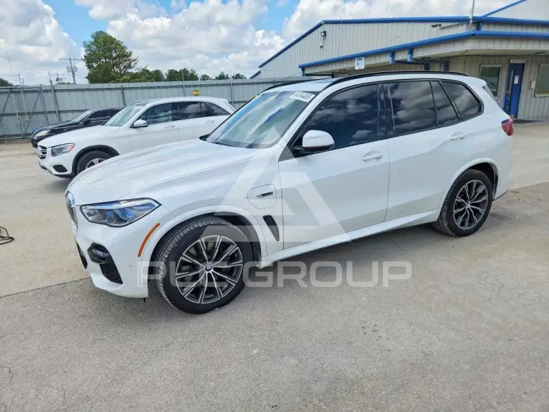 2022 BMW X5 фото