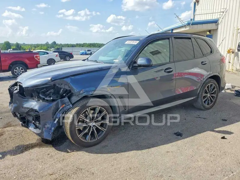 2022 BMW X5 фото