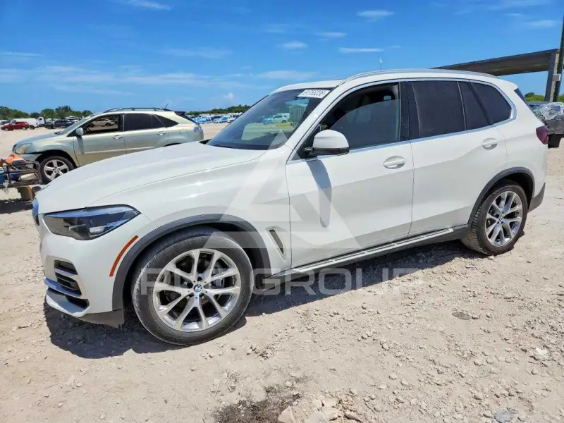 2022 BMW X5 фото