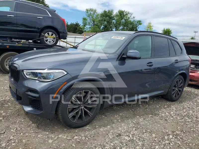 2022 BMW X5 фото
