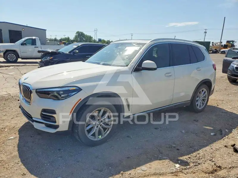 2022 BMW X5 фото