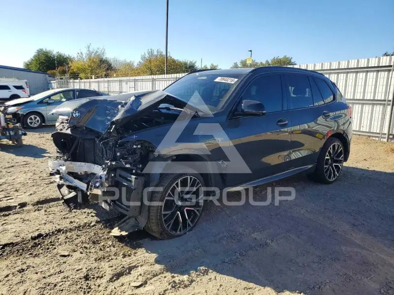 2022 BMW X5 фото