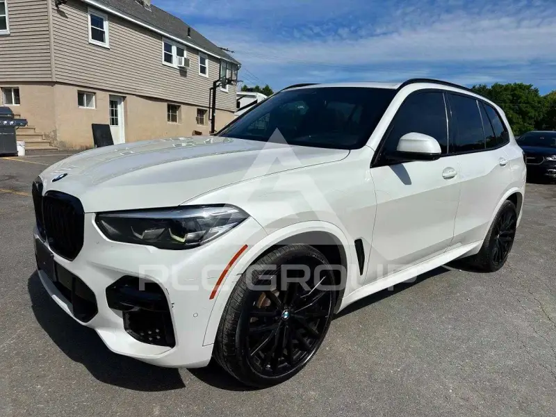 2022 BMW X5 фото