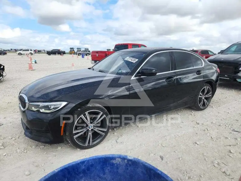 2022 BMW 330 фото
