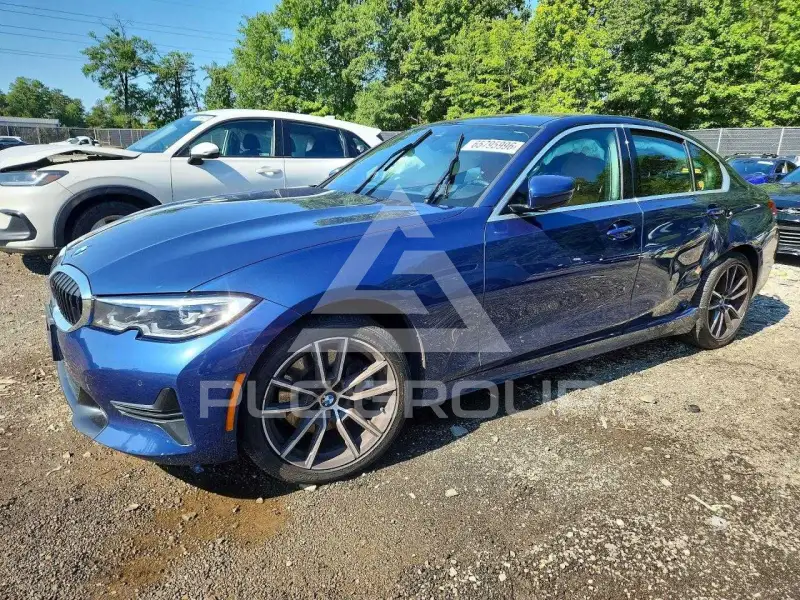 2022 BMW 330 фото