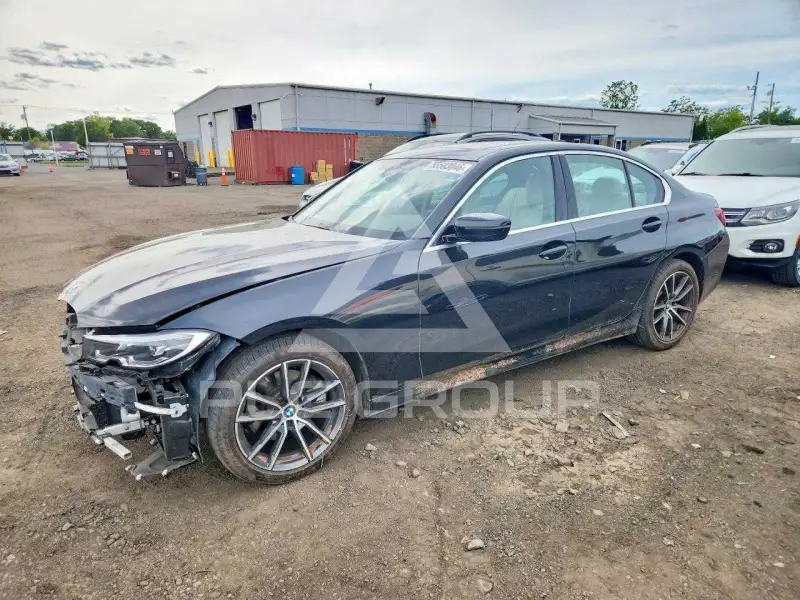 2022 BMW 330 фото