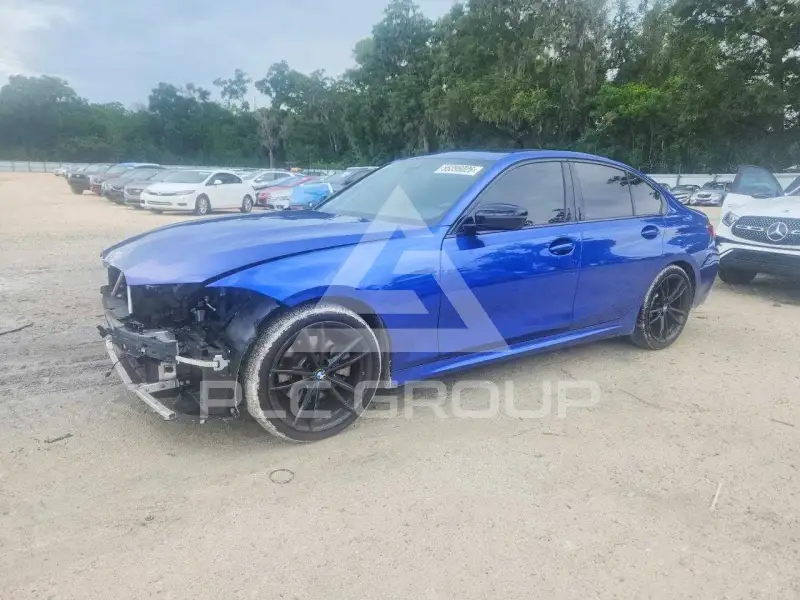 2022 BMW 330 photo