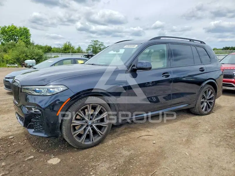 2022 BMW X7 фото