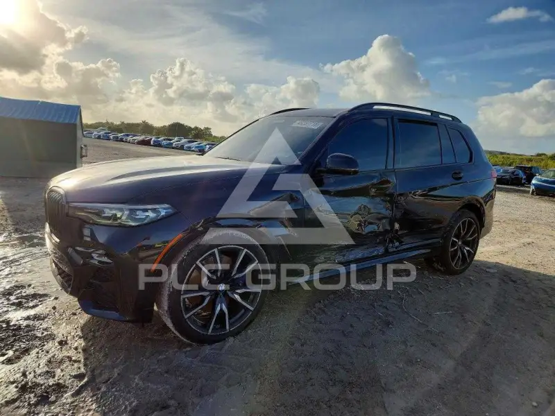 2022 BMW X7 photo