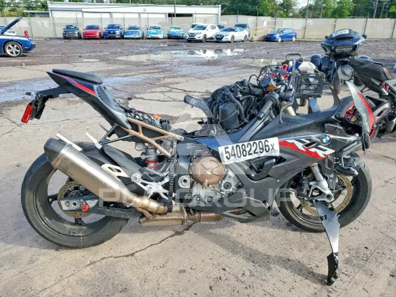 2022 BMW S1000 photo