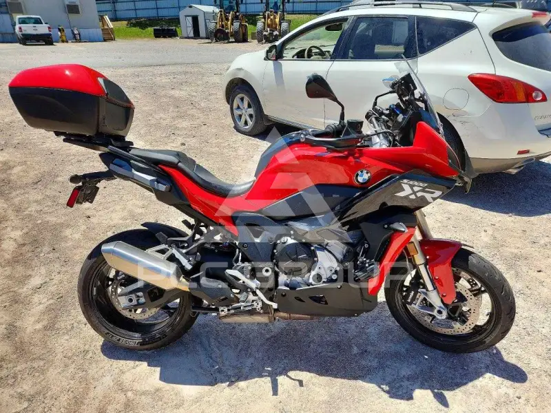 2022 BMW S1000 фото