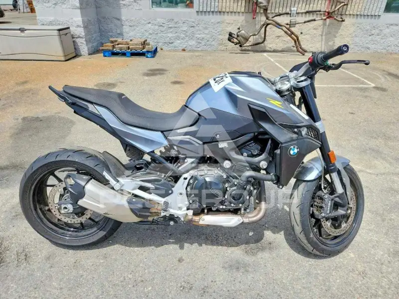 2022 BMW F 900 photo