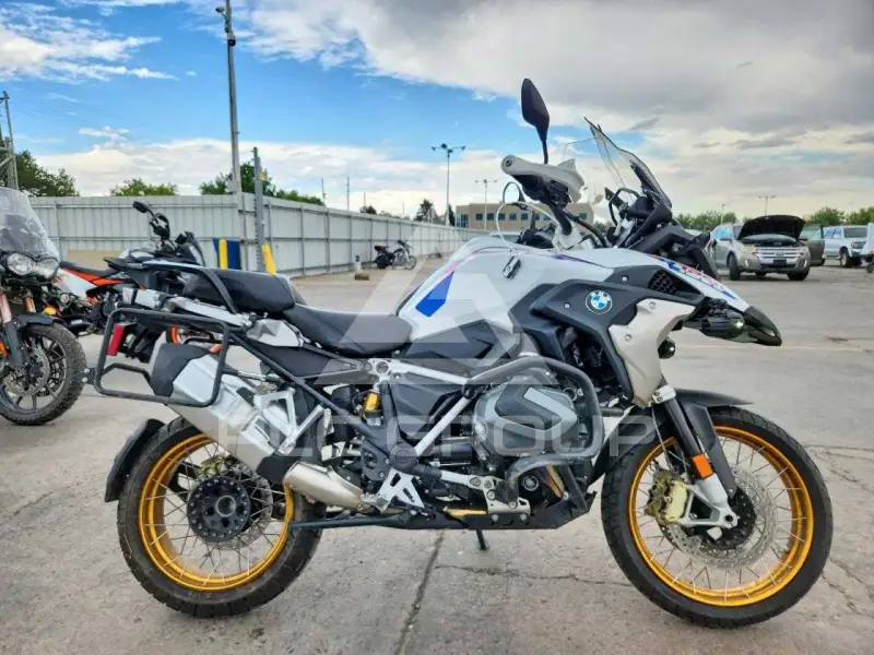 2022 BMW R1250 фото
