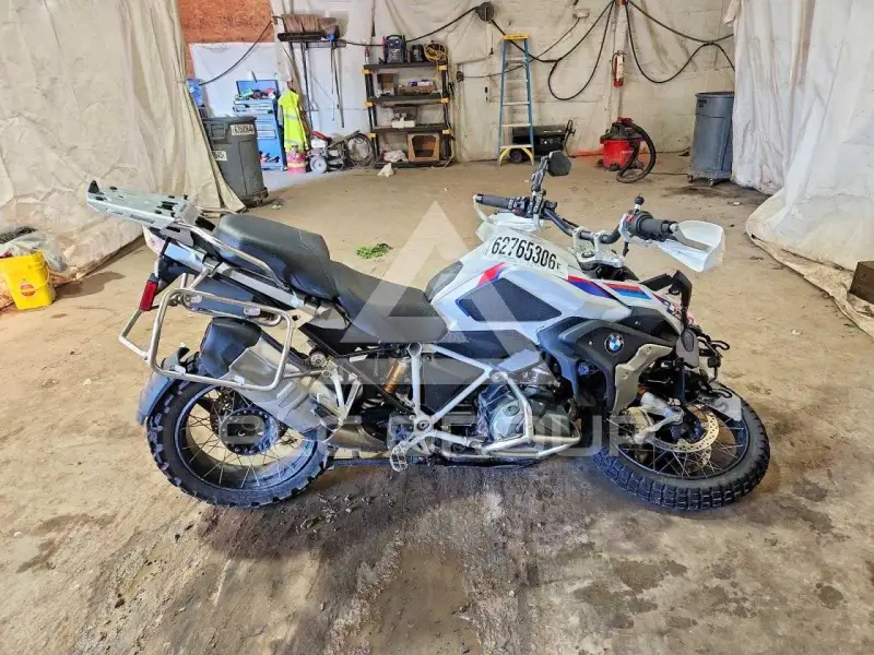 2022 BMW R1250 фото