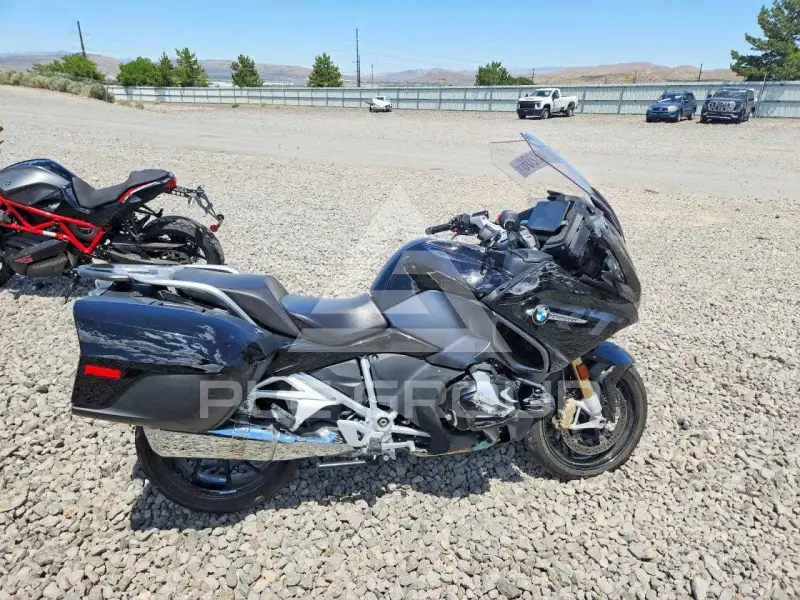2022 BMW R1250 photo