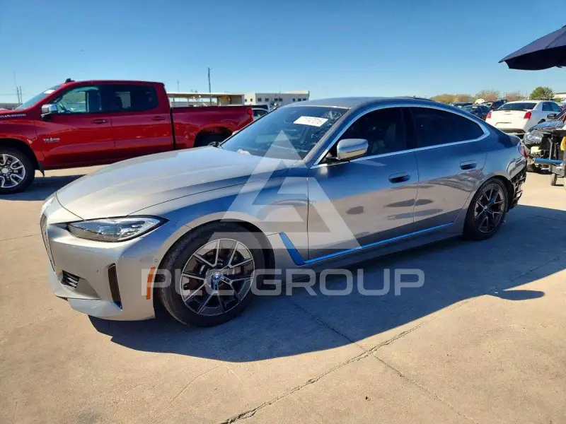 2022 BMW I4 фото