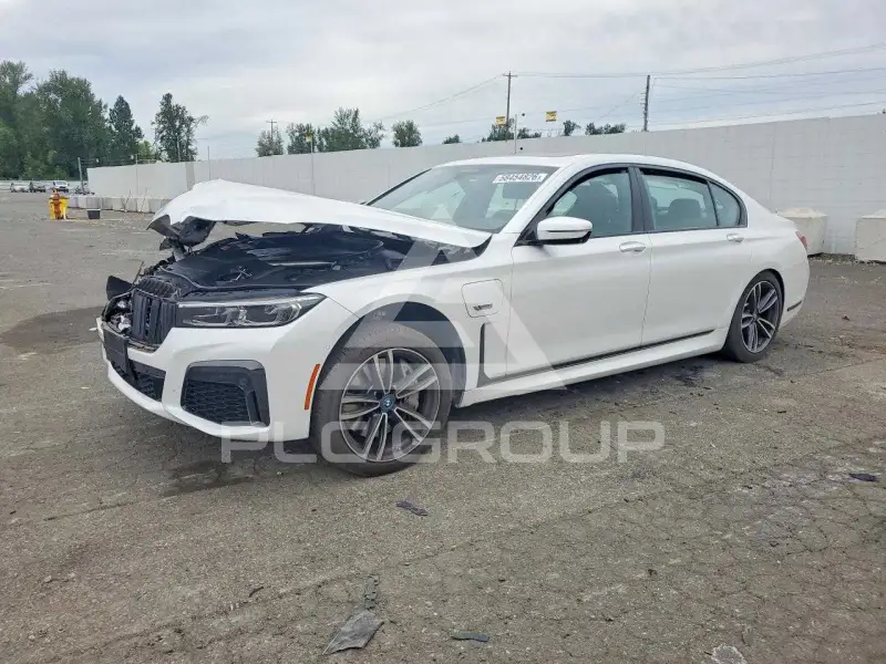 2022 BMW 745 фото