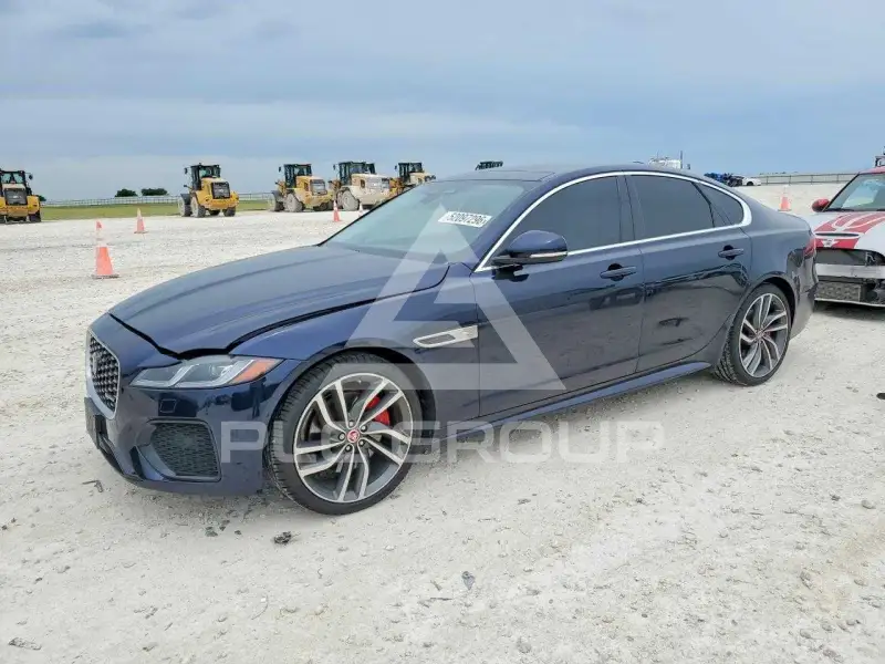 2022 Jaguar XF photo
