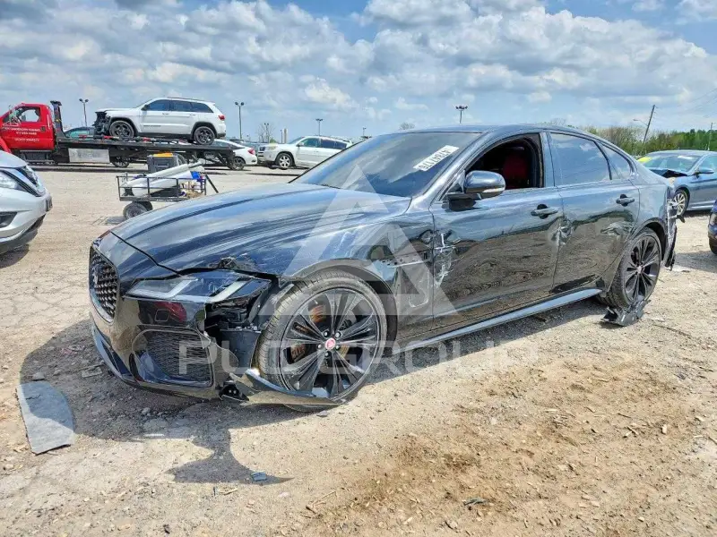 2022 Jaguar XF фото