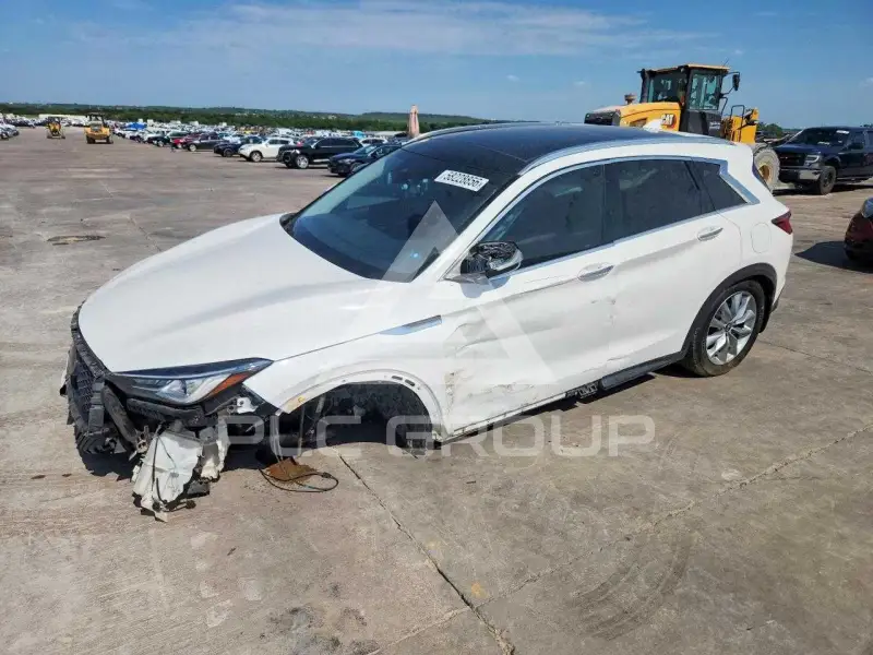 2022 Infinity QX50 photo