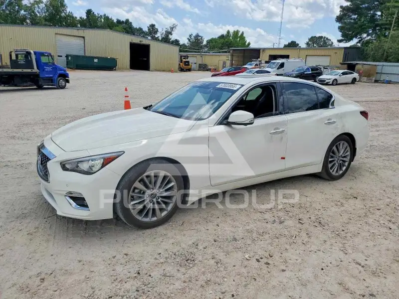 2022 Infinity Q50 фото