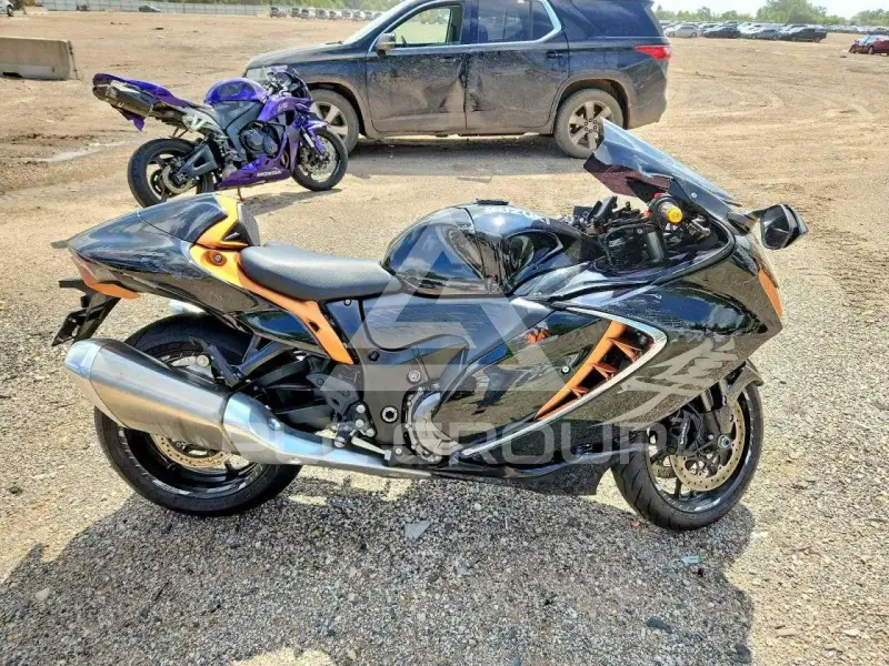 2022 Suzuki GSX1300 фото