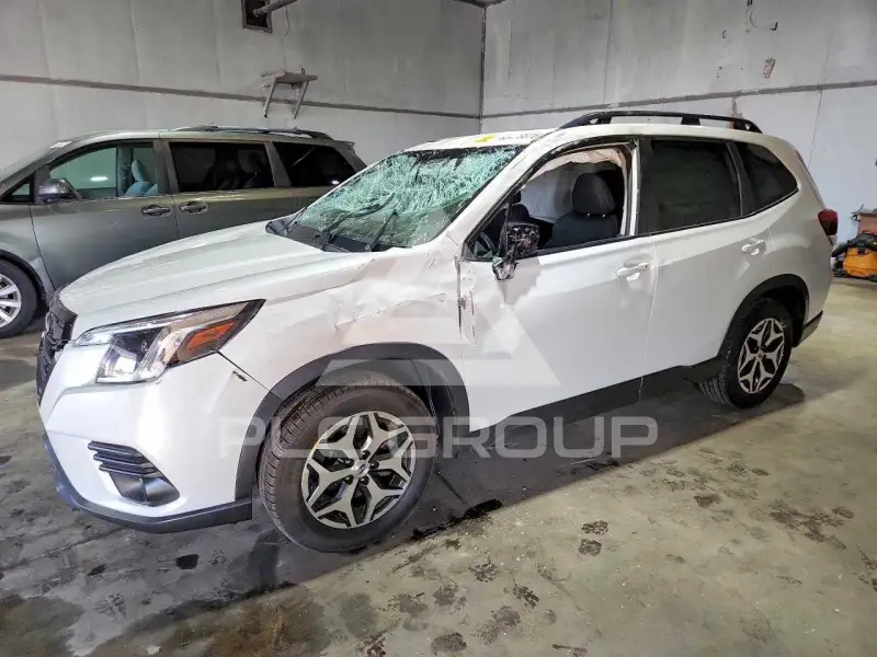 2022 Subaru Forester фото