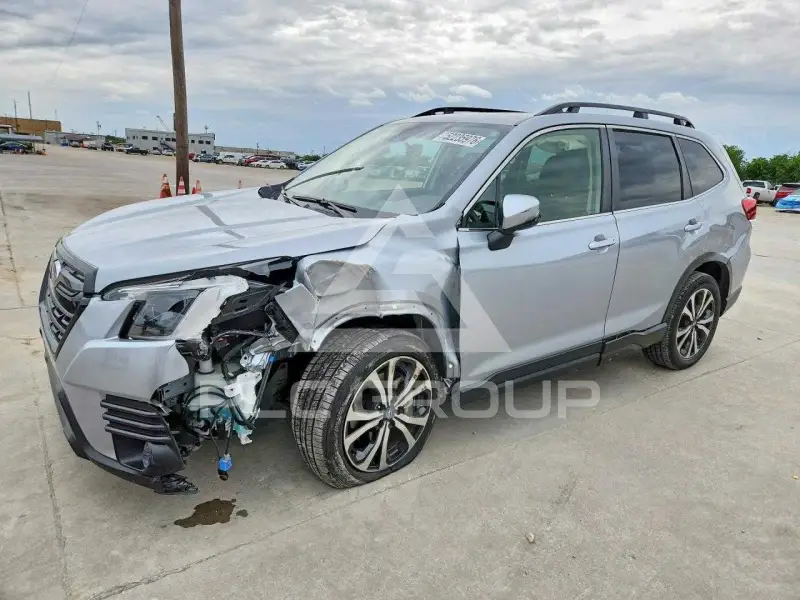 2022 Subaru Forester фото