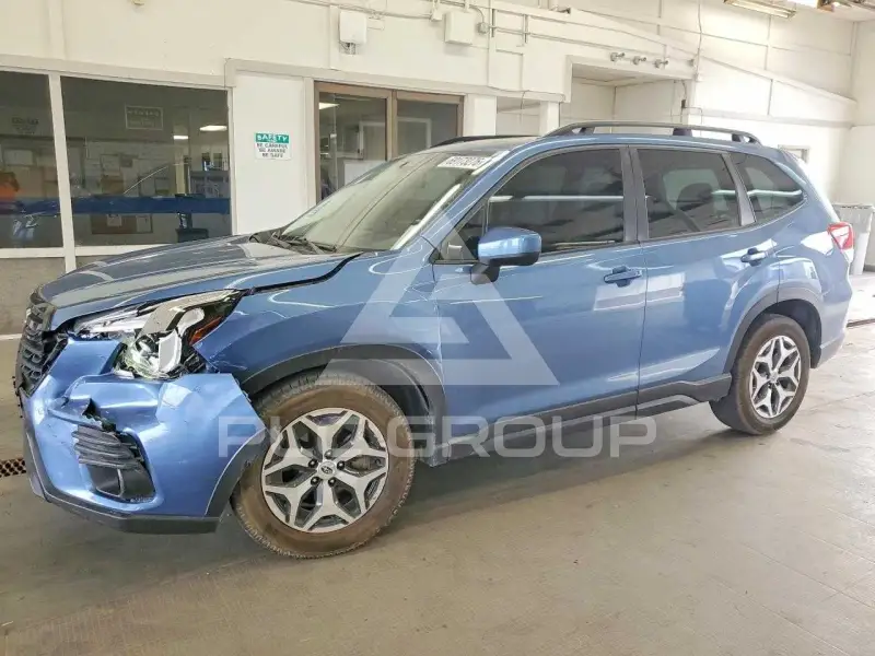 2022 Subaru Forester photo