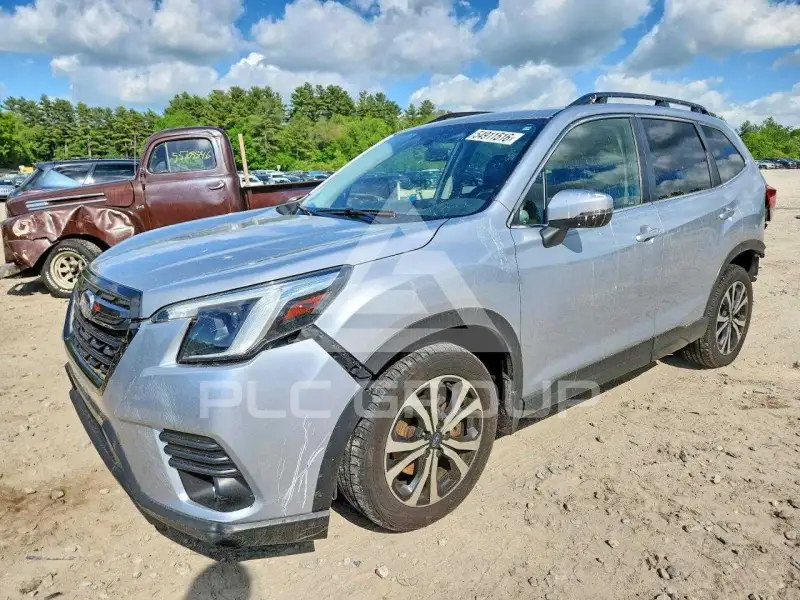 2022 Subaru Forester photo