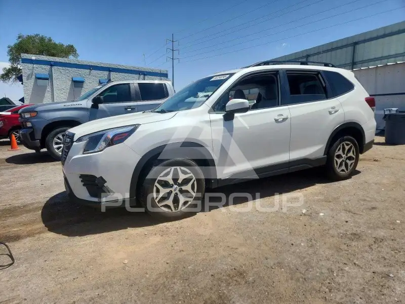 2022 Subaru Forester photo