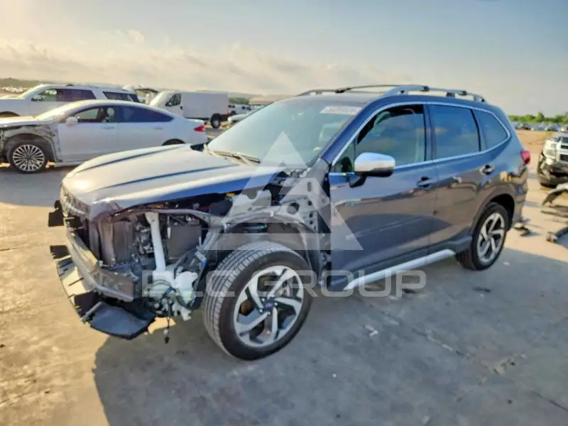 2022 Subaru Forester фото