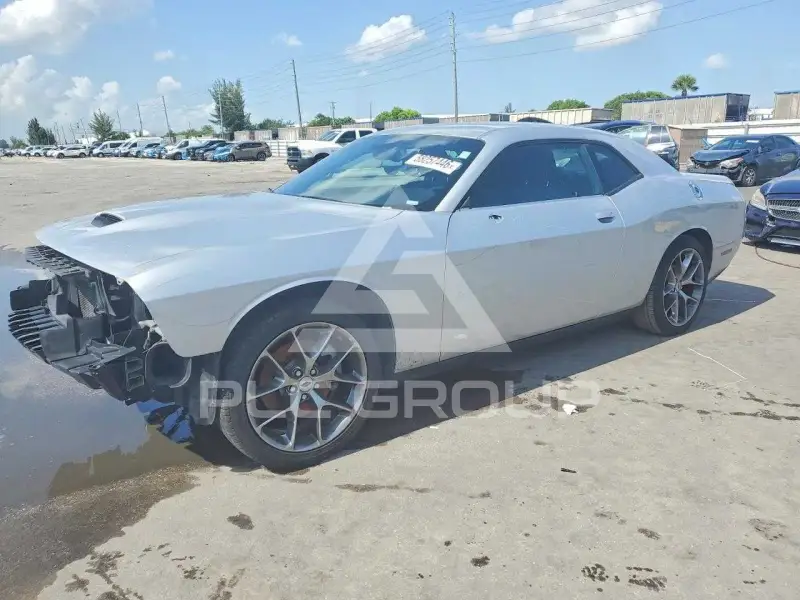 2022 Dodge CHALLENGER photo