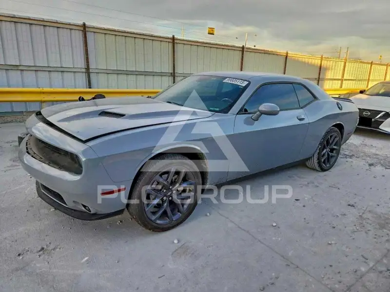 2022 Dodge CHALLENGER photo