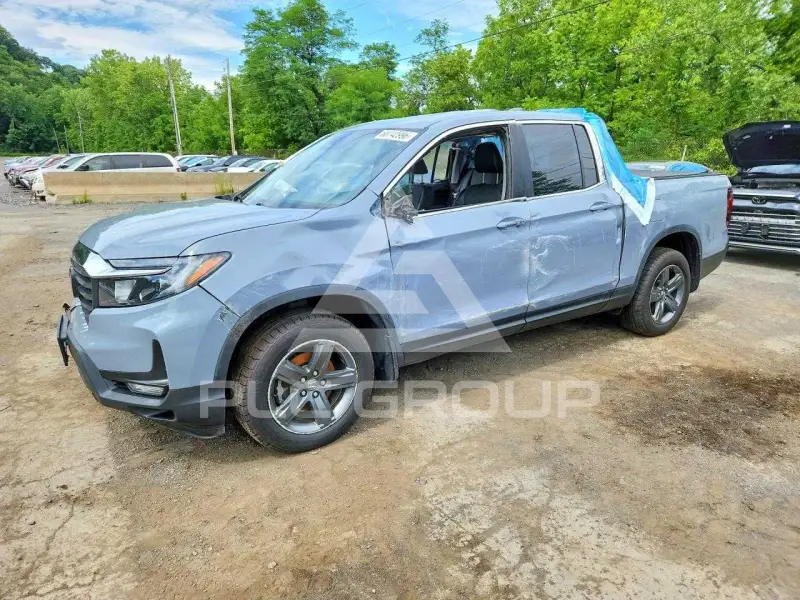 2022 Honda RIDGELINE photo