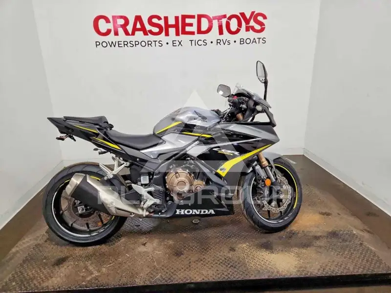 2022 Honda CBR photo