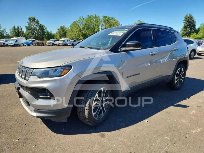 2022 Jeep COMPASS photo