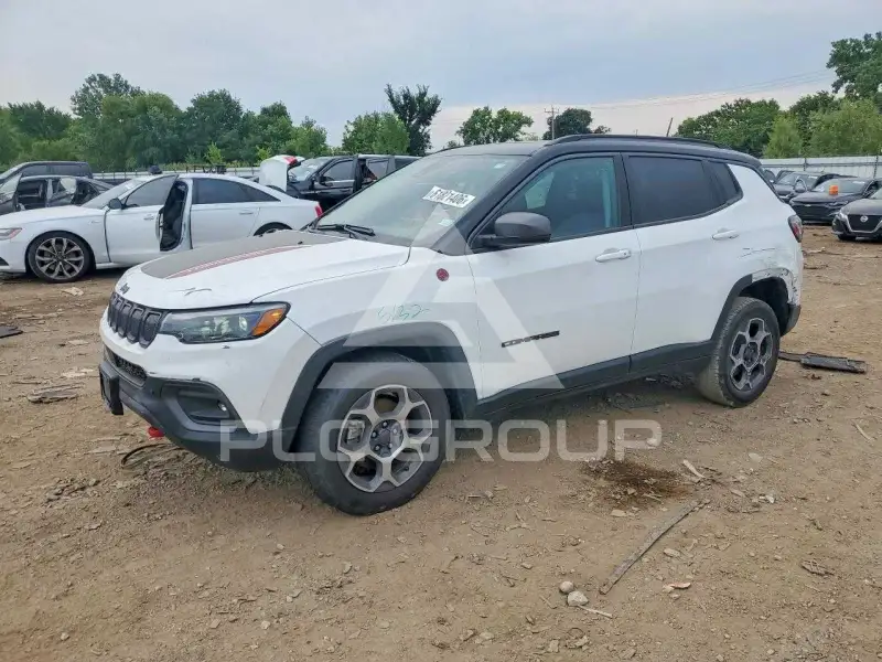 2022 Jeep COMPASS photo