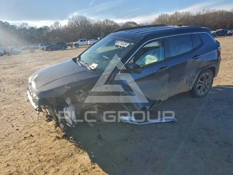 2022 Jeep COMPASS photo