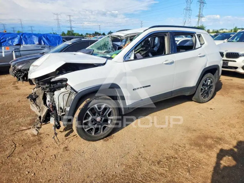 2022 Jeep COMPASS photo