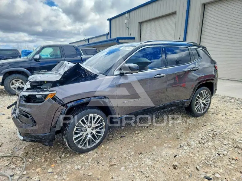 2022 Jeep COMPASS photo