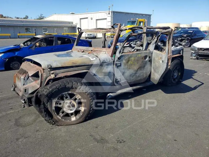 2013 Jeep WRANGLER photo