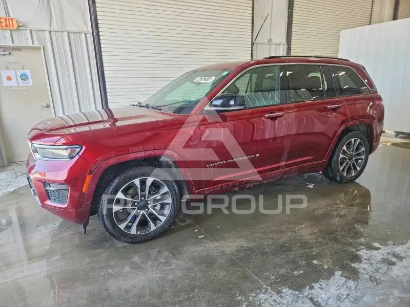 2022 Jeep CHEROKEE photo
