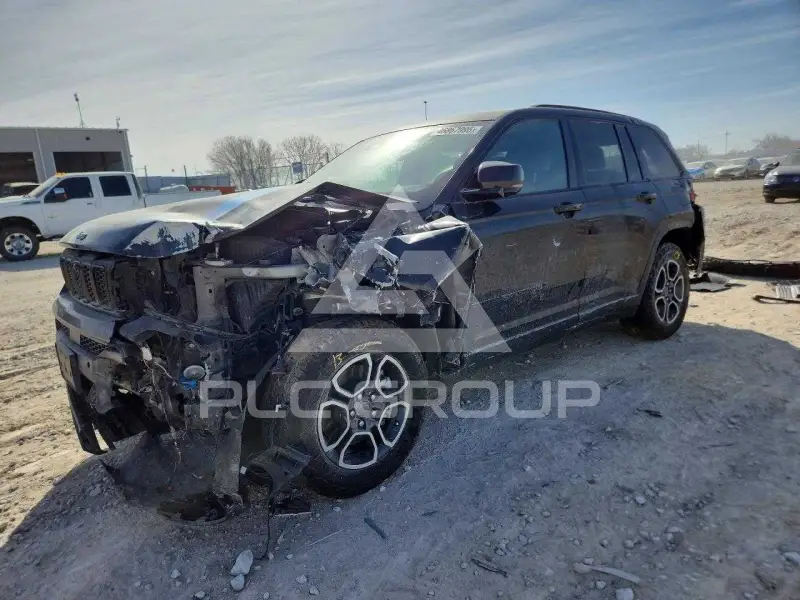 2022 Jeep CHEROKEE фото