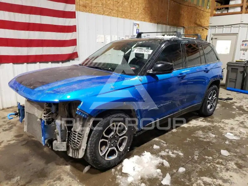 2022 Jeep CHEROKEE фото