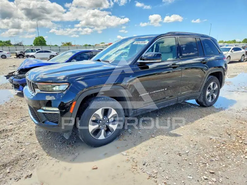 2022 Jeep CHEROKEE photo