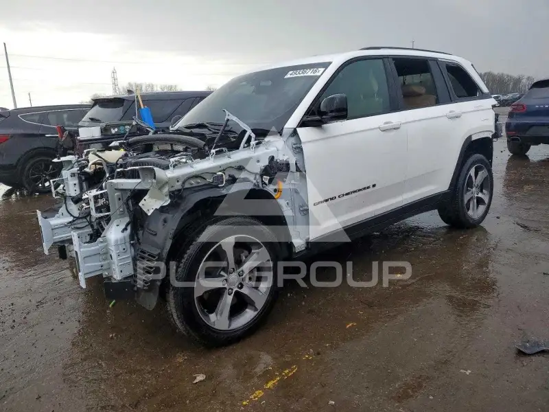 2022 Jeep CHEROKEE фото