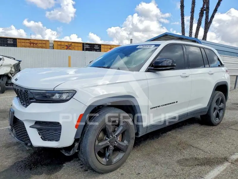 2022 Jeep CHEROKEE фото