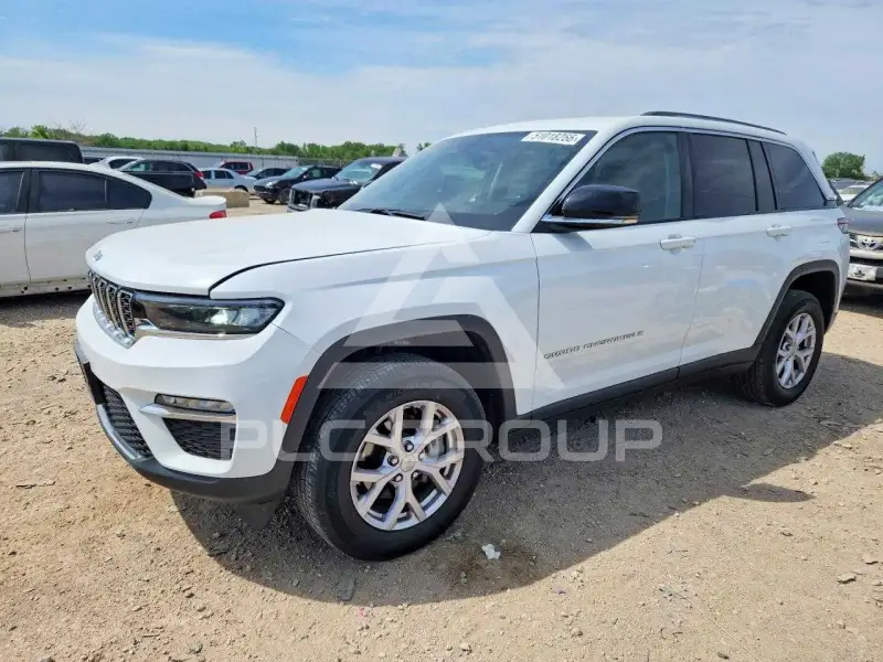 2022 Jeep CHEROKEE photo