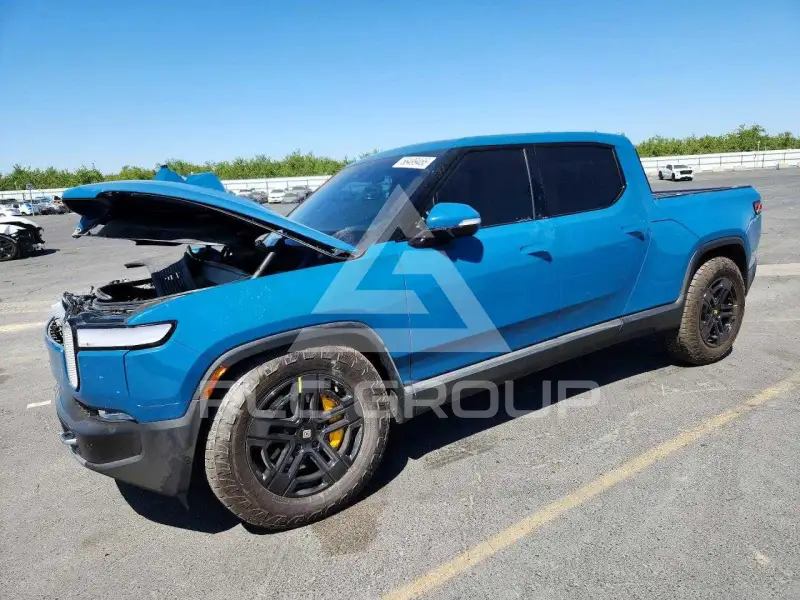 2022 Rivian R1T фото